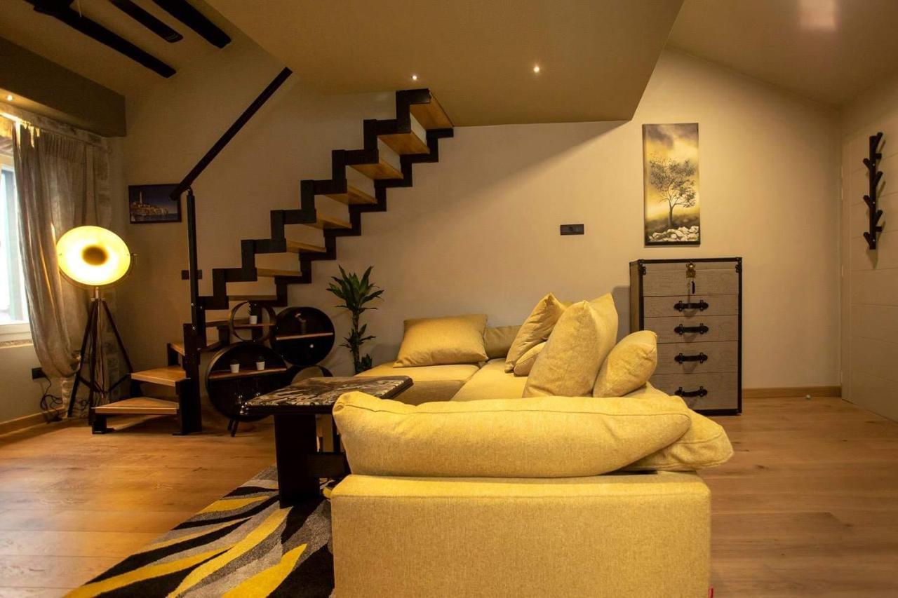 ˇdcˇ Modern Apartment Near The Church Rovinj Exterior photo